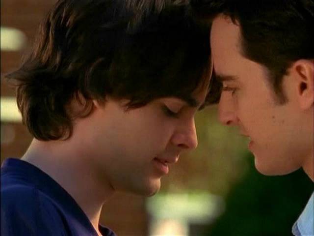 Il Primo Bacio Non Si Scorda Mai