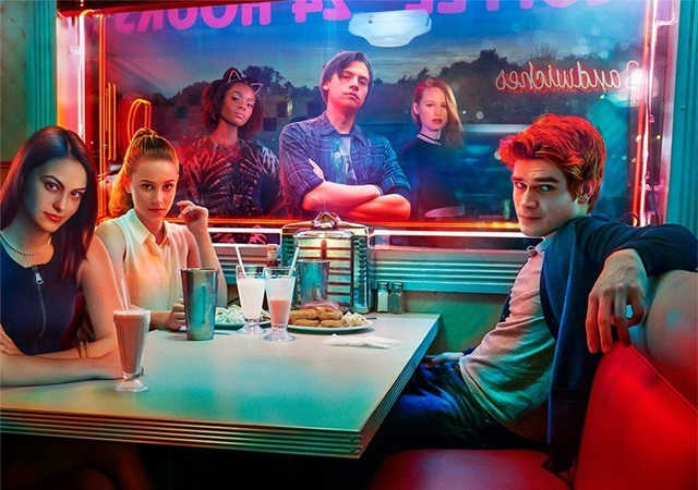 L'attrice di Stranger Things e di Riverdale vuole far parte del