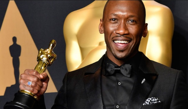 Mahershala Ali/Remy Danton con l'Oscar