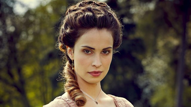 Poldark Heida Reed Elizabeth