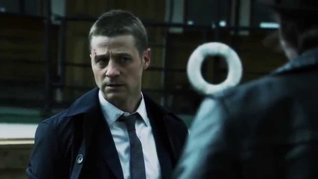 Negli ultimi episodi di Gotham potrebbe mostrarsi il viso del Joker