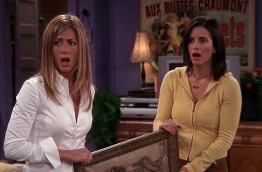SOS! Courtney Cox, a Monica, recria cena icônica de Friends