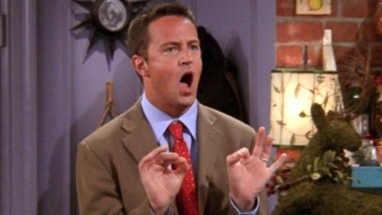 Chandler e Monica primo hook up