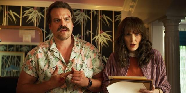 stranger things 3 hopper joyce