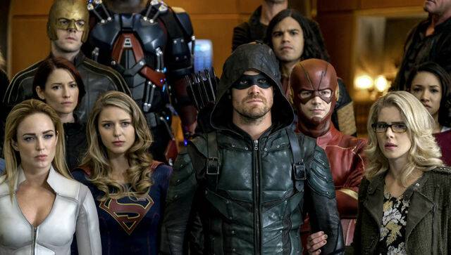 Arrow cast delle Serie Tv (640X360)