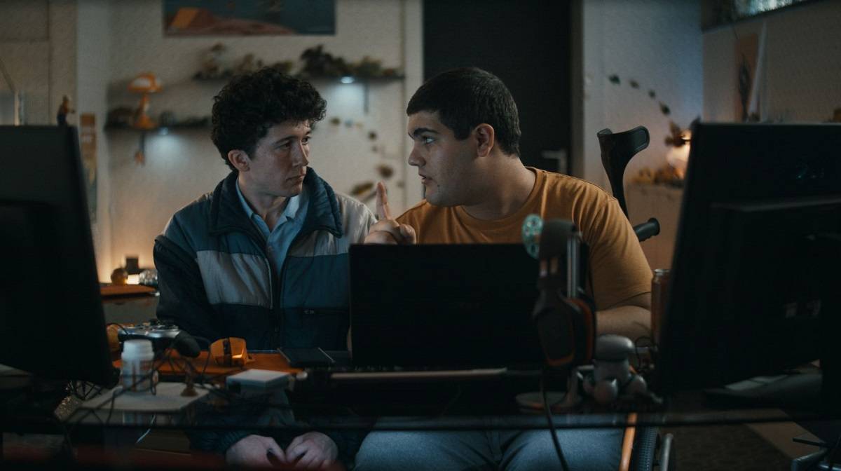 Abbonamento Netflix, Toghether Price