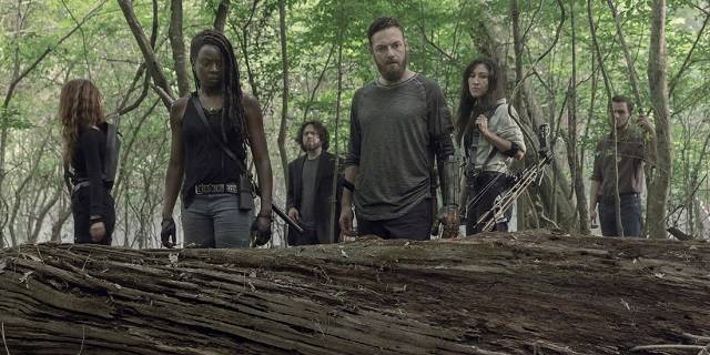 The Walking Dead 10 Group 640x320