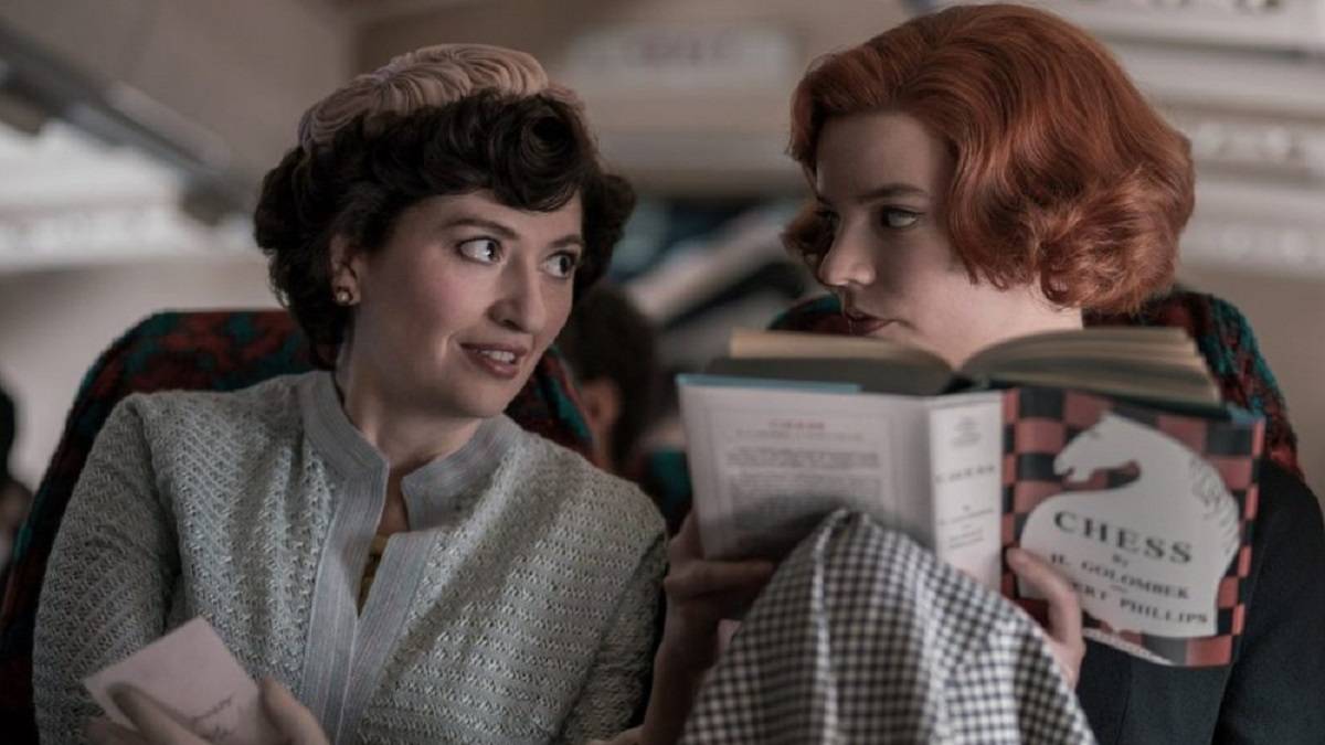 La classifica dei 5 migliori personaggi de La Regina degli Scacchi