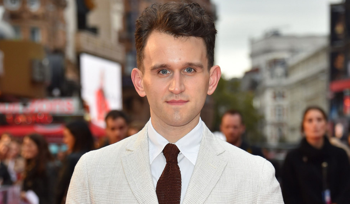7 curiosità su Harry Melling, il tenero Beltik de La Regina degli Scacchi