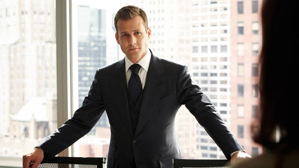 Suits: nell'evoluzione di Harvey Specter successo e potere non sono tutto