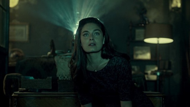 Alexa Davalos Juliana Crain
