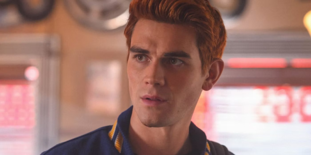 KJ Apa è uno degli attori delle serie tv più seguiti