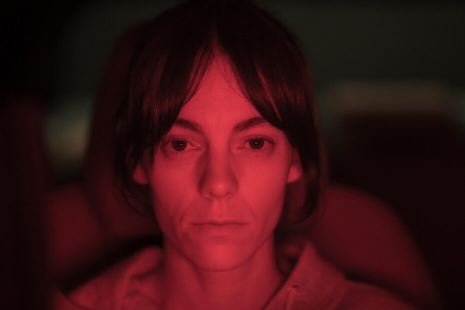Un'immagine di Regina Rossa, una delle miniserie da vedere su Amazon Prime Video