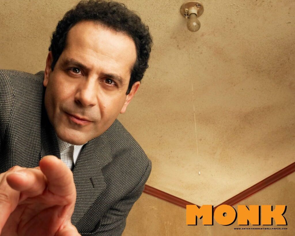 Tony Shalhoub in Monk - da Pinterest (1280X1024)