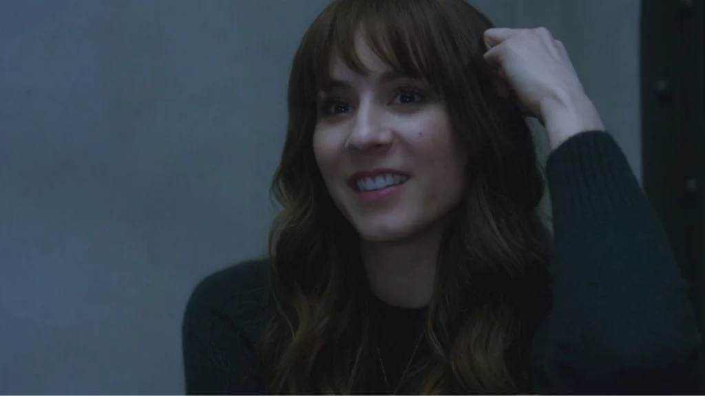 Troian Bellisario è uno degli attori delle serie tvpiù anziani nel ruolo da adolescente