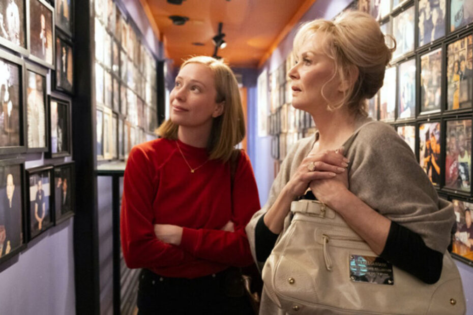 Jean Smart e Hannah Einbinder in una scena di Hacks, una delle Serie Tv da vedere su Netflix