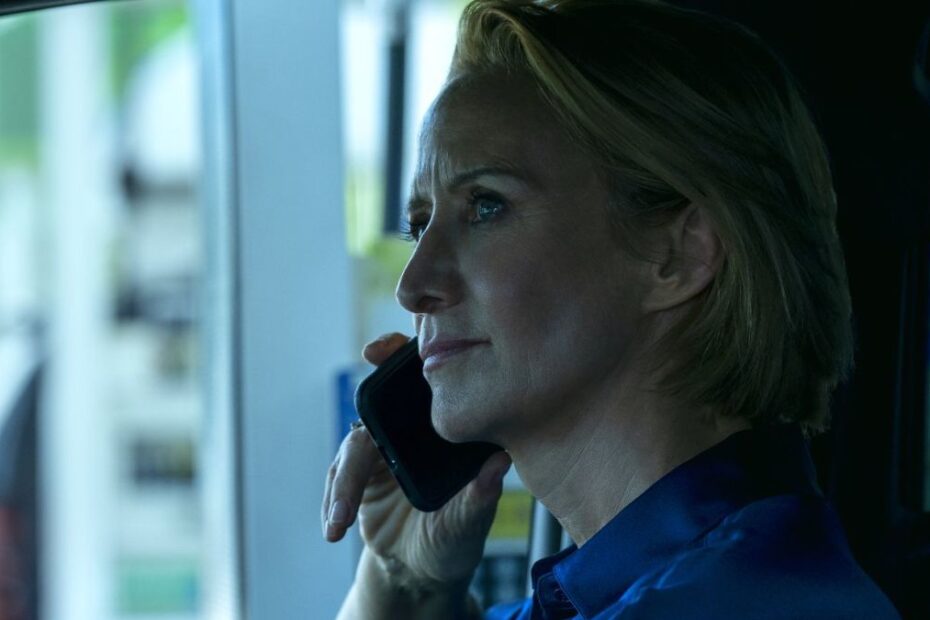 Helen Pierce in Ozark
