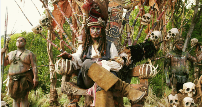 Una scena de Pirati dei Caraibi – La maledizione del forziere fantasma (Wiki Index Fandom)