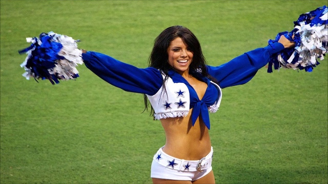 Sarah Shahi ai tempi dei Dallas Cowboys