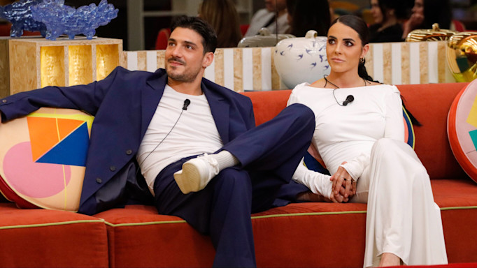 Shaila e Lorenzo durante una puntata del Grande Fratello che li ha visti protagonisti
