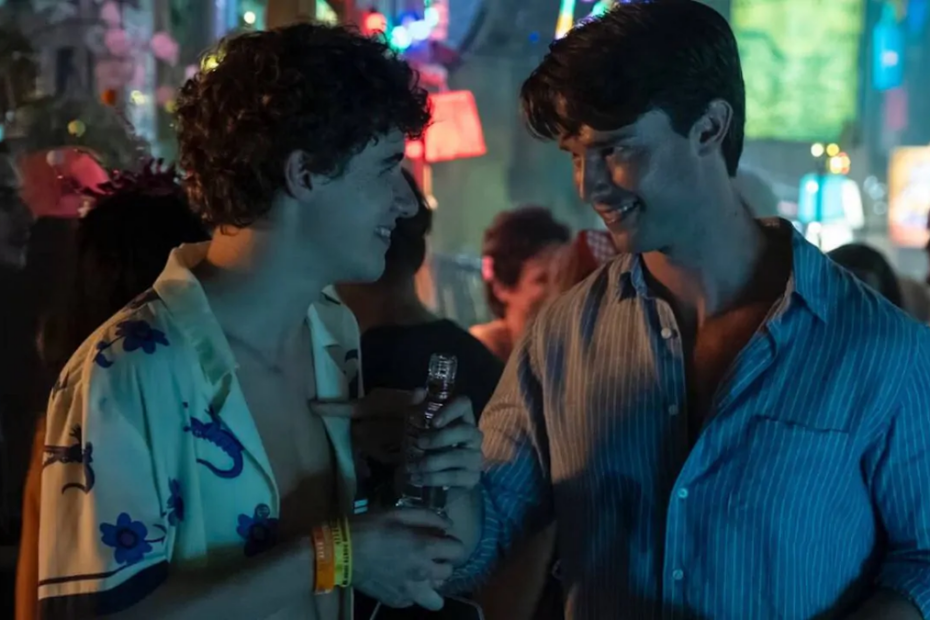 Saxon e Lochlan in una scena di The White Lotus 3