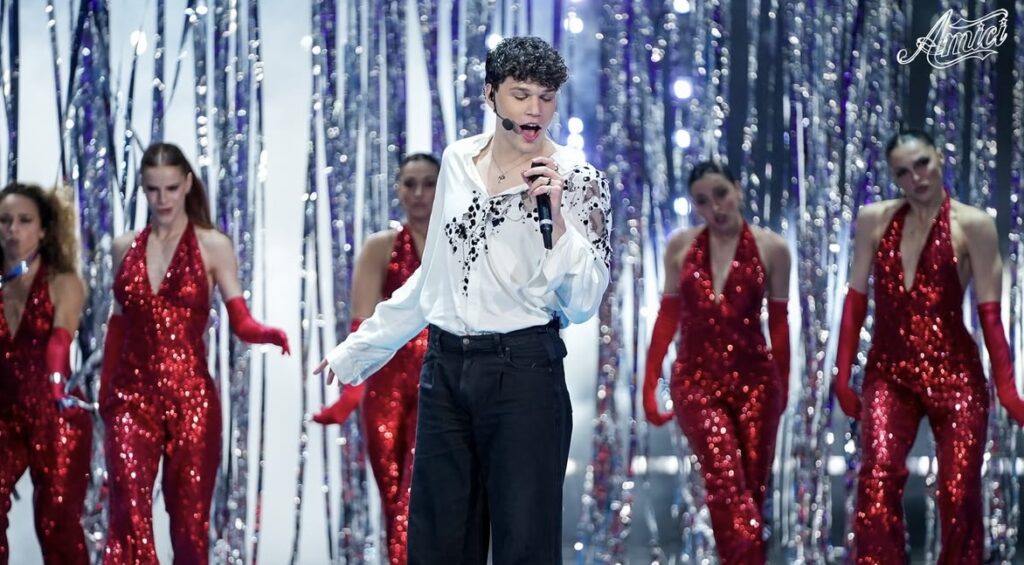 Nicolò alla semifinale di Amici 2025