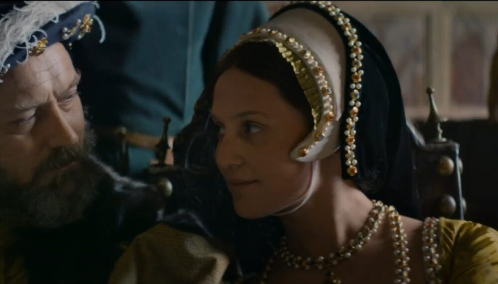 Una scena dal film L'Ultima Regina con Jude Law