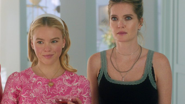 Simone e Devon, le due sorelle protagoniste di Sirens