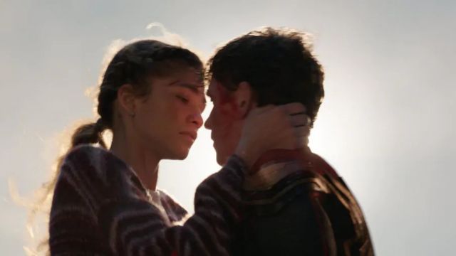 L'ultimo bacio tra Peter e MJ nel finale di Spider-Man: No Way Home