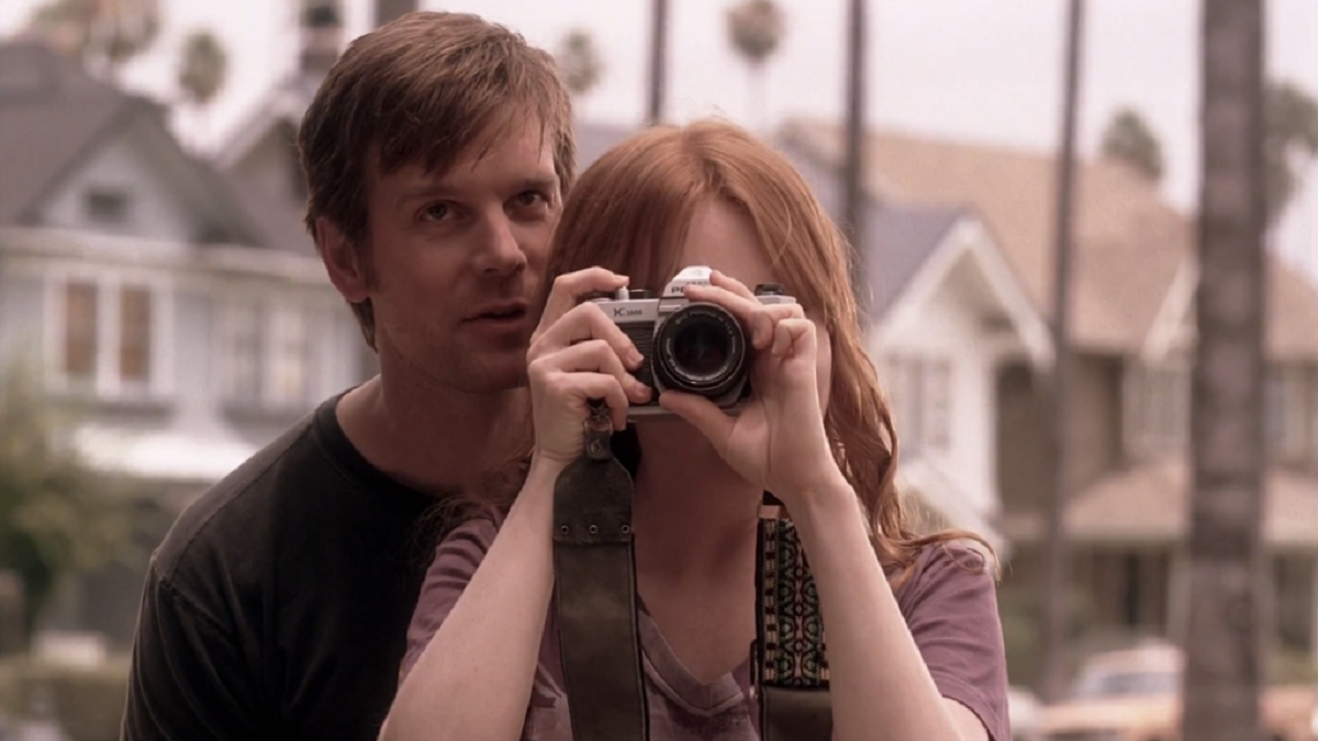 Nate e Claire nell'ultima puntata di Six Feet Under, uno dei migliori finali delle Serie Tv