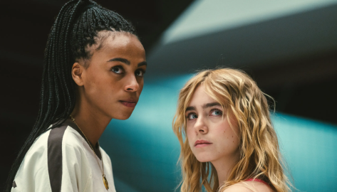 Zoe e Amaia in Olympo (Vogue Italia)