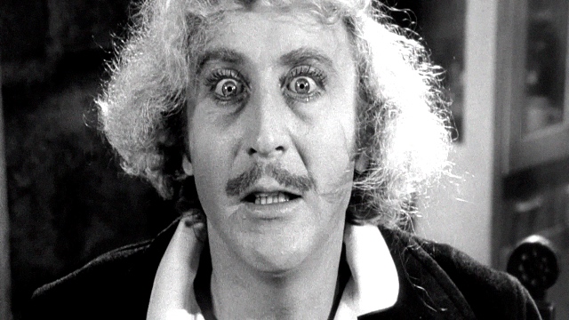Gene Wilder nei panni del dott. Frederick von Frankenstein