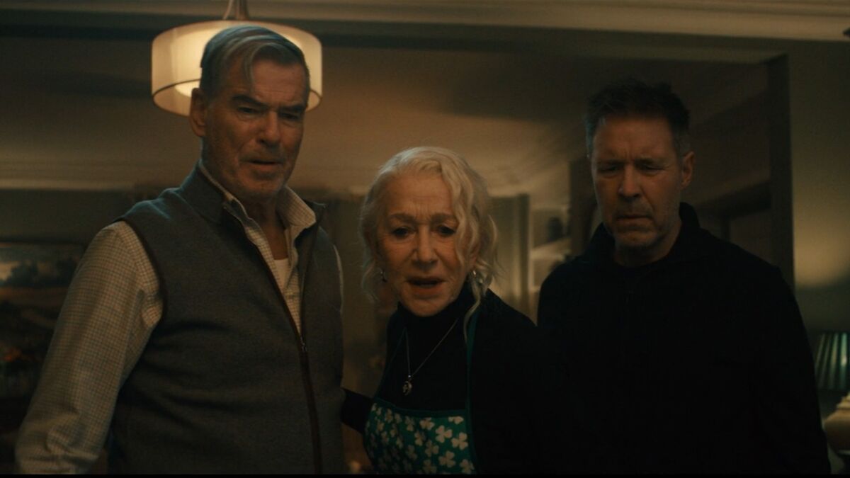 Conrad, Maeve e Kevin assistono alla sconvolgente videochiamata di Richie Stevenson in MobLand 1x07