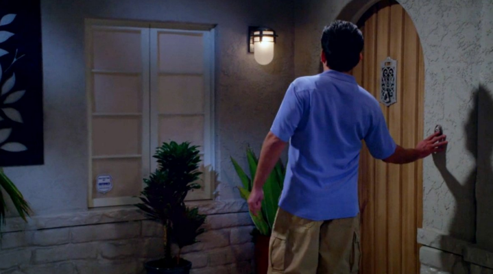 Una scena di Due Uomini e Mezzo, uno dei peggiori finali delle Serie Tv