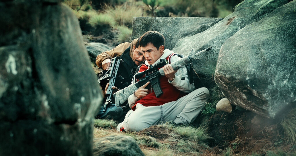 Una scena tratta da
Il contrattacco, uno dei film da vedere su Netflix