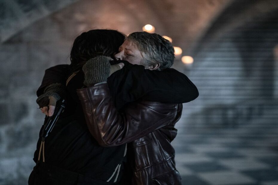 Carol e Daryl in The Walking Dead: Daryl Dixon