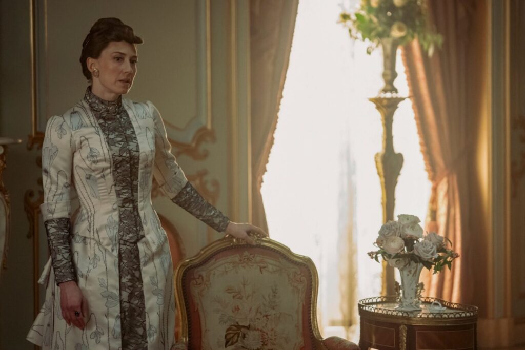 Bertha Russell è rimasta sola in casa propria