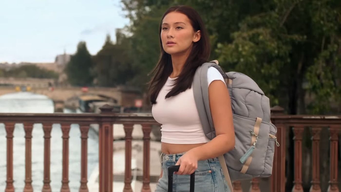 Belly a Parigi in una scena de L'estate nei Tuoi Occhi 3 