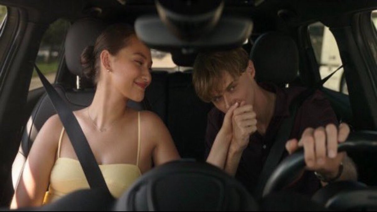 Conrad e Belly nell'ultima scena de L'Estate nei tuoi Occhi 3