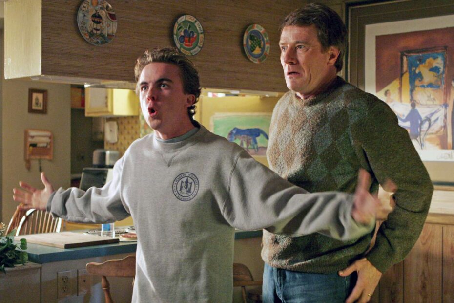 Frankie Muniz e Bryan Cranston in una scena di Malcom in the Middle