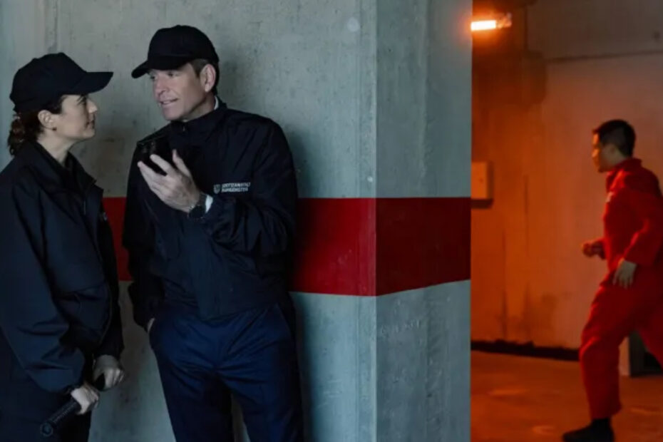 Tony e Ziva in disparte mentre è in atto una evasione da un carcere di massima sicurezza