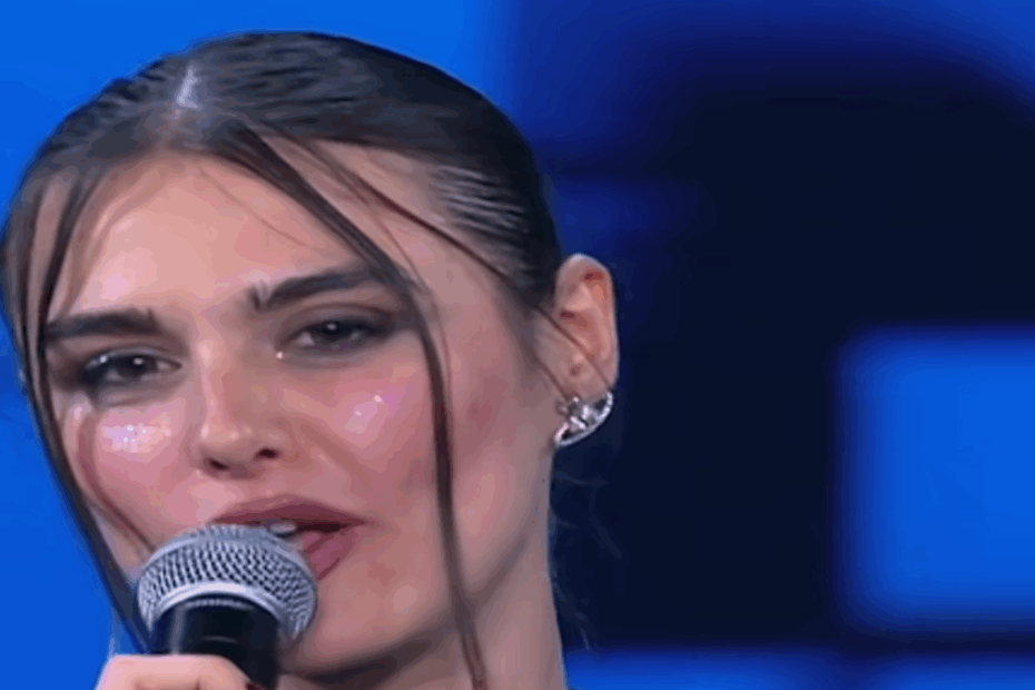 Virginia durante la prima puntata di X Factor