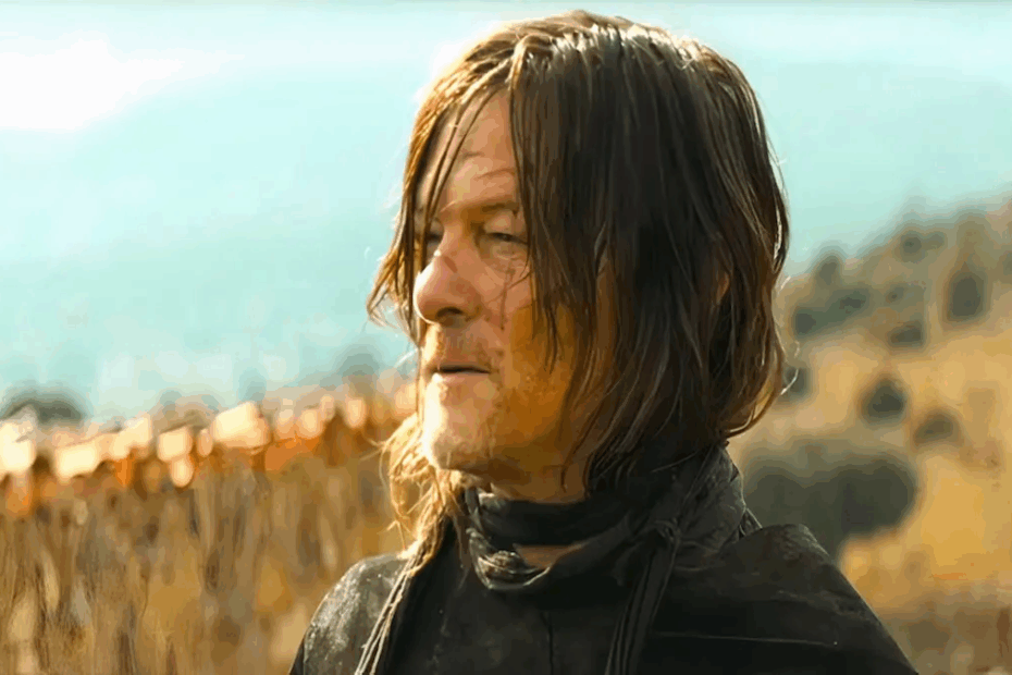 Daryl in una scena di The Walking Dead: Daryl Dixon 3