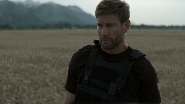 Uno sconsolato Raife, in The Terminal List: Dark Wolf