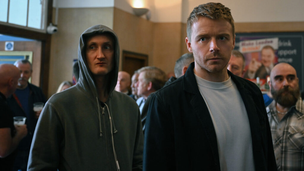 Coe e Cartright sono la strana coppia del quarto episodio