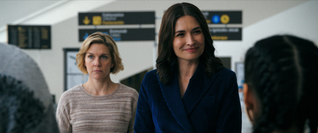 Kaolina Wydra e Rhea Seehorn in Pluribus - Credits: Apple Tv+