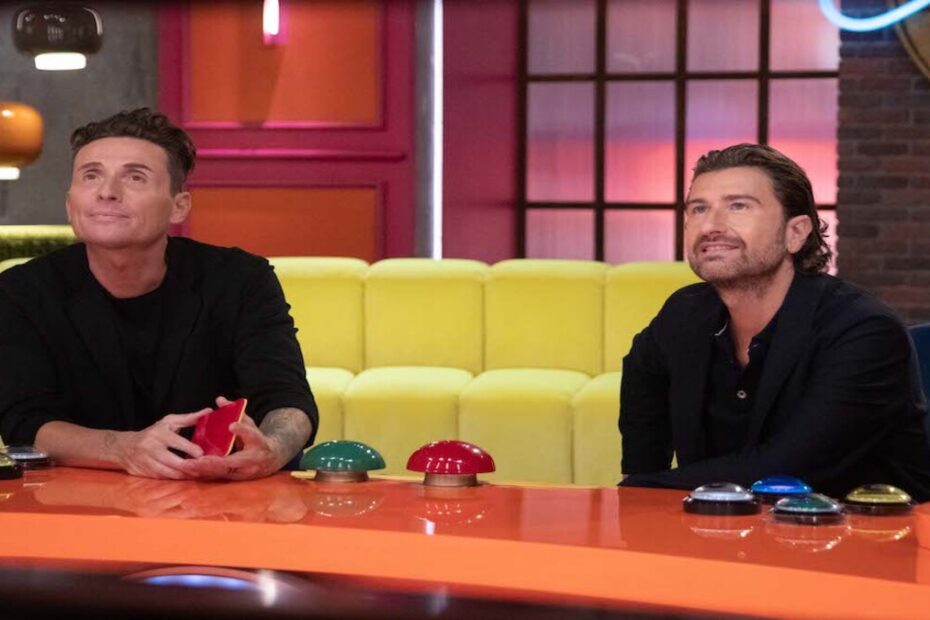 Siani e Pintus, i conduttori di LOL - Chi Ride è Fuori 6