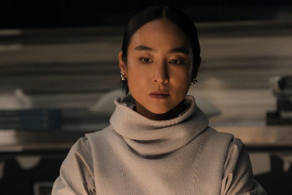 Stella in The Morning Show 4x06