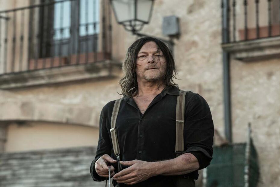 Daryl in The Walking Dead: Daryl Dixon 3