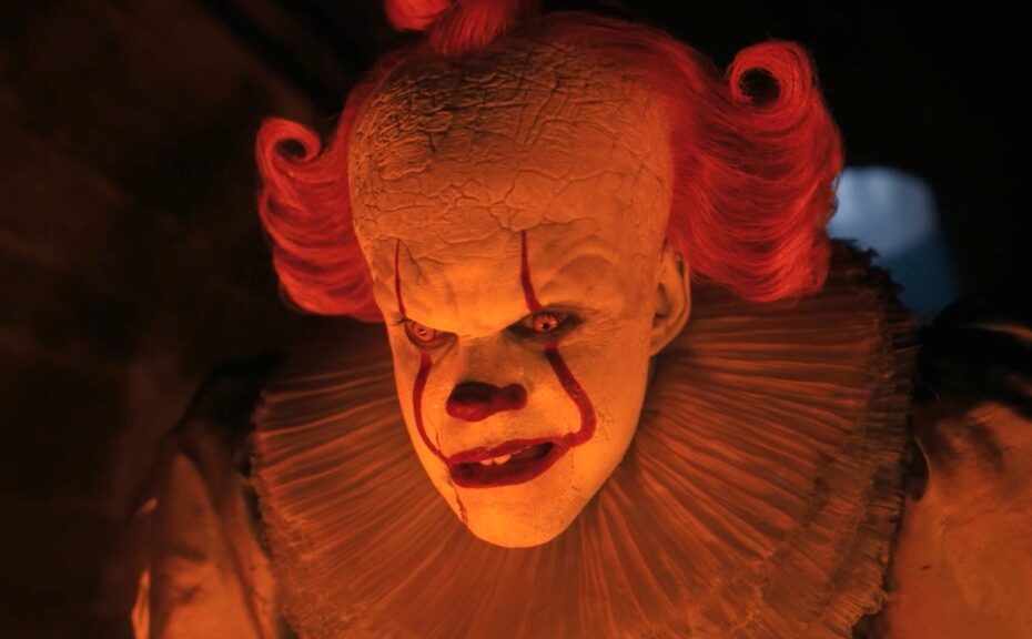 Pennywise nel quinto episodio di IT: Welcome to Derry - Credits: HBO